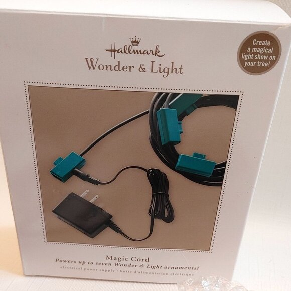 Hallmark Wonder & Light Magic 2 Expansion Cords plus box No power cable - Picture 2 of 4